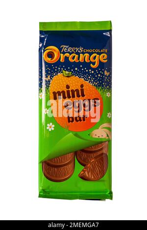 Mini-bar à œufs orange chocolat Terry isolé sur fond blanc Banque D'Images