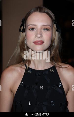 Paris, France. 24 janvier 2023. Angele participe à la première rangée de Chanel à la semaine de la mode de Paris - vêtements pour hommes automne-hiver 2023 dans le cadre de la semaine de la mode de Paris sur 24 janvier 2023 à Paris, France. Photo de Jerome Dominé/ABACAPRESS.COM/Alamy Live News Banque D'Images