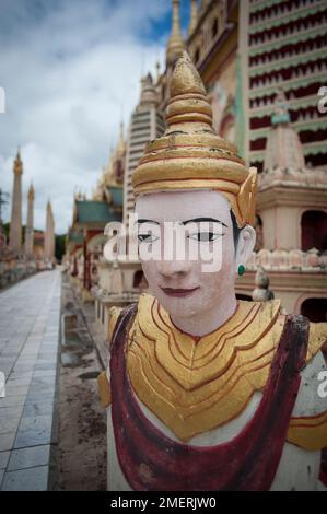 Myanmar, autour de Mandalay, Monywa, Thanboddhay Paya Banque D'Images