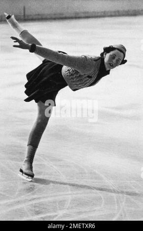 Patinage artistique sur glace, femmes, la nouvelle championne allemande Viktoria Lindpaintner, Berlin, était la seule allemande à participer au patinage artistique sur glace Banque D'Images