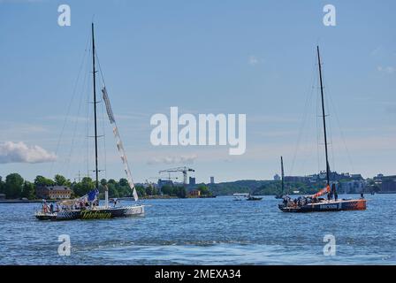 Stockholm, Suède - 06 21 2009: Bateaux à voile de la Volvo Ocean race dans le port de la capitale suédoise Stockholm dans la mer baltique Banque D'Images