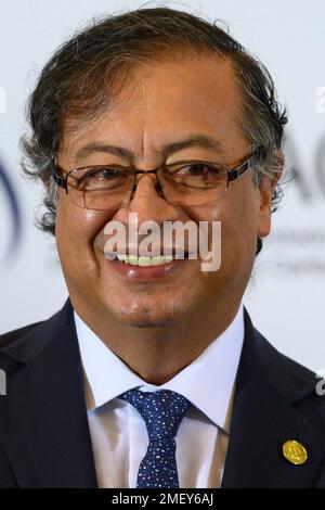 Buenos Aires, Argentine. 24th janvier 2023. Le Président colombien Gustavo Petro, vu lors du Sommet de la Communauté des États d'Amérique latine et des Caraïbes (CELAC) à Buenos Aires. Crédit : SOPA Images Limited/Alamy Live News Banque D'Images