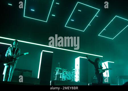 Le 1975 en concert du Barclays Center de New York Banque D'Images