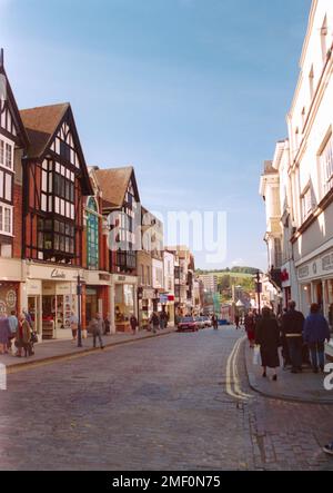 Guildford High Street Circa 1995 tourné en film. Banque D'Images