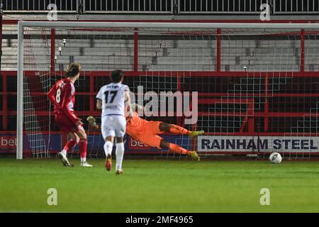 Tommy Leigh #8 d'Accrington Stanley a obtenu 1-0 lors de la coupe Emirates FA troisième Round Replay Match Accrington Stanley vs Boreham Wood au stade Wham, Accrington, Royaume-Uni, 24th janvier 2023 (photo de Craig Thomas/News Images) Banque D'Images