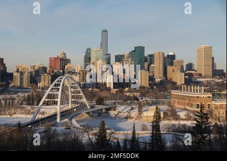 Centre-ville d'Edmonton, Alberta Skyline en hiver Banque D'Images