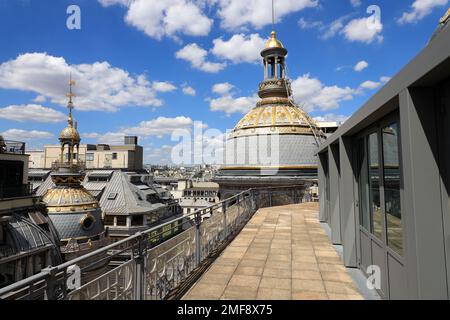 Le paysage urbain de Paris depuis le restaurant au Printemps Rooftop Terrace. Grand magasin au Printemps Haussmann.Paris.France Banque D'Images