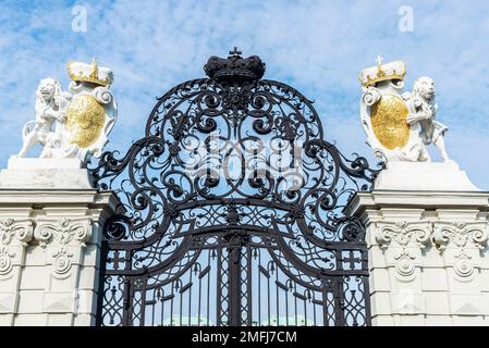 Porte du palais du Belvédère supérieur à Vienne, Autriche Banque D'Images