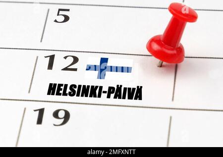 Jours fériés. Sur la grille du calendrier, la date et le nom du congé - 12 juin - Finlande - Helsinki Day Banque D'Images
