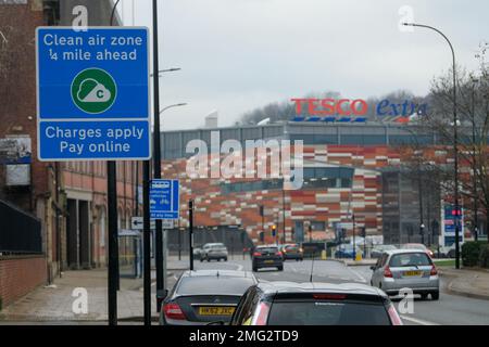 Sheffield Clean Air zone entre en vigueur le 27th février 2023 Banque D'Images