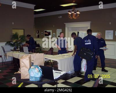 Poste de commandement des incidents - 26-HK-406-27. Ouragan Katrina Banque D'Images