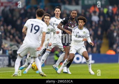 Ivan Toney, de Brentford, le dépose lors du match de la Premier League entre Leeds United et Brentford à Elland Road, Leeds, le dimanche 22nd janvier 2023. (Credit: Pat Scaasi | MI News ) Credit: MI News & Sport /Alay Live News Banque D'Images