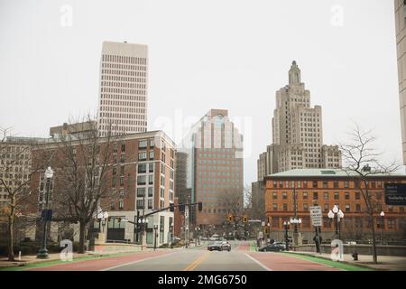 Photos de rue Rhode Island Providence bâtiments urbains conduite Banque D'Images