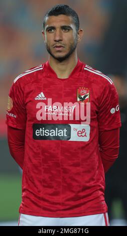 EGYPTE, LE CAIRE, 24 janvier 2023 - Rami Rabia d'Al Ahly SC regarde pendant le match de la Premier League en Egypte entre Al Ahly SC et la Banque nationale d'Egypte Banque D'Images