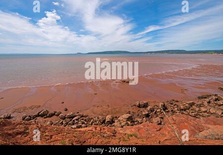 Marémotrice entrant dans la baie de Fundy, en Nouvelle-Écosse Banque D'Images