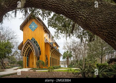 Le Baughman Center, une chapelle ou un pavillon non confessionnel le long du lac Alice, sur le campus de l'Université de Floride à Gainesville, Floride. (ÉTATS-UNIS) Banque D'Images