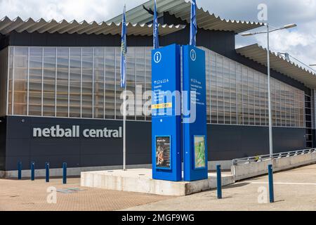 Le parc olympique de Sydney est doté d'arènes, notamment d'un centre sportif intérieur Netball central, Western Sydney, Nouvelle-Galles du Sud, Australie Banque D'Images