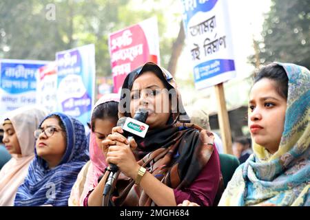 Non exclusif: 24 janvier , 2023, Dhaka, Bangladesh: Des manifestants protestent contre les attaques et la persécution des travailleuses de Hezbut Tawhee Banque D'Images