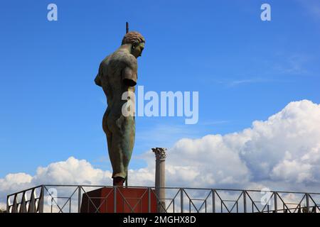 Statue des Daedalus (von Mitoraj), Daidalos, Gestalt in der griechischen Mythologie, Statue des Daedalus (von Mitoraj), Daidalos, Gestalt in der griec Banque D'Images