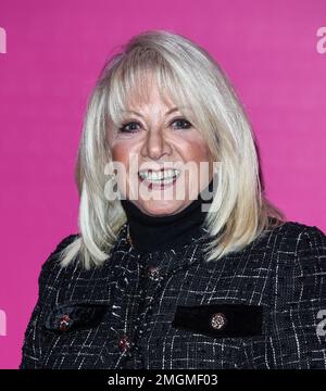 Londres, Royaume-Uni. 25th janvier 2023. Elaine Paige assiste à la soirée presse pour Dirty Dancing au Dominion Theatre de Londres. Crédit : SOPA Images Limited/Alamy Live News Banque D'Images