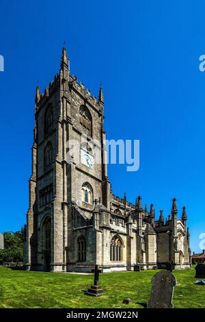 St. Marie l'église de la Vierge à Steeple Ashton. Banque D'Images