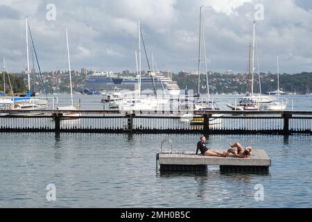 Murray Rose Pool, anciennement Redlreaf Pool, une piscine publique sur la rive du port de Sydney, Sydney NSW, Australie Banque D'Images