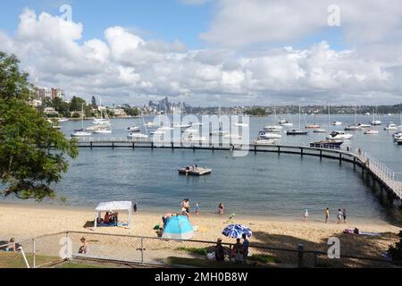 Murray Rose Pool, anciennement Redlreaf Pool, une piscine publique sur la rive du port de Sydney, Sydney NSW, Australie Banque D'Images