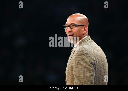 Phoenix Suns head coach Monty Williams argues with referee Ben Taylor (46)  in the first half of an NBA basketball game Wednesday, Jan. 11, 2023, in  Denver. (AP Photo/David Zalubowski Stock Photo - Alamy