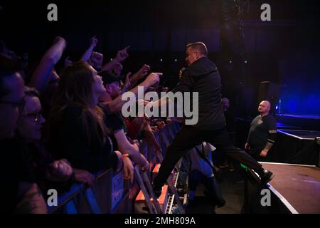 Punk celtique américain et de Boston, Dropkick Murphys se produit en direct à Hanovre, en allemagne Banque D'Images