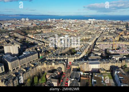 Vue de Leith Walk Édimbourg sur le quai et Firth of Forth Banque D'Images