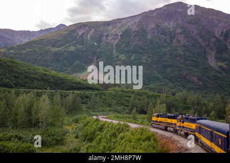 Le Alaska Railroad Coastal Classic s'étend entre Anchorage et Seward, en Alaska. Banque D'Images