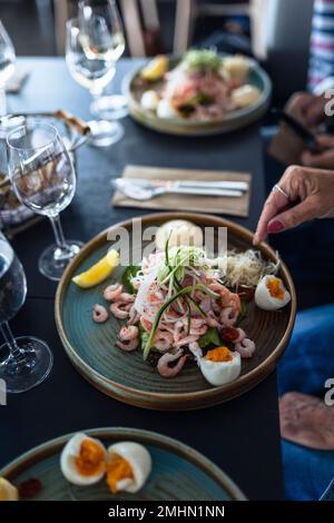 Crevettes sur l'assiette Banque D'Images