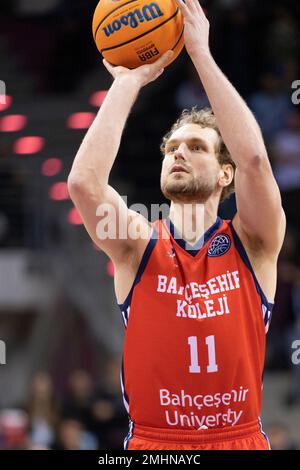 Bonn, Allemagne. 25th janvier 2023. Jaka BLAZIC (IST, mi.) sur le ballon, action, lancer, lancer de pénalité. Score final 74:68, paniers de la Ligue des Champions de basket-ball/Telekom Bonn-Bahcesehir Koleji Istanbul/BONN vs BKSK/Round of 16 - Groupe J/1st, dans le TELEKOMDOME, on 25 janvier 2023 Credit: dpa/Alay Live News Banque D'Images