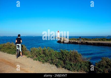 Les Onglous. Pointe de l'Etang de Thau où commence le canal du midi. Marseillan, Occitanie, France Banque D'Images