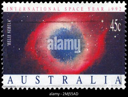 AUSTRALIE - VERS 1992 : un timbre imprimé en AUSTRALIE montre la série Helix Nebula, année internationale de l'espace, vers 1992 Banque D'Images