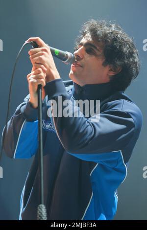 Madrid, Espagne. 27th janvier 2023. Le chanteur Diego Ibañez du groupe Carolina Durante se produit en direct pendant le festival de musique Inverfest au Wizcenter de Madrid. Crédit : SOPA Images Limited/Alamy Live News Banque D'Images