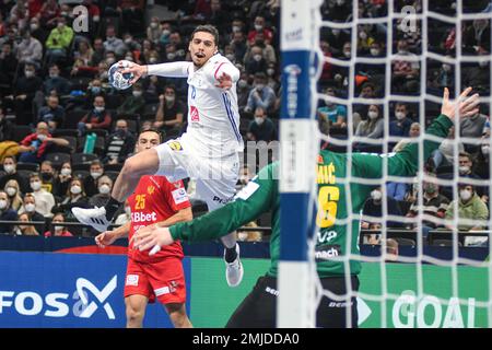 Mathieu Grebille (France) contre le Monténégro. EHF Euro 2022. Tour principal. Banque D'Images