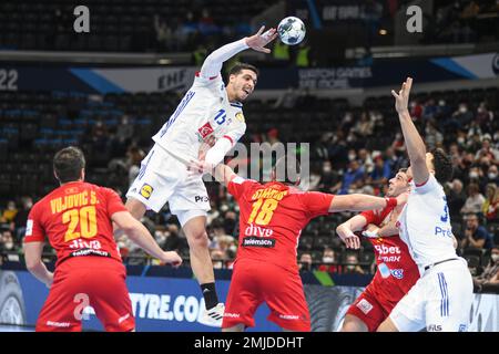 Mathieu Grebille (France) contre le Monténégro. EHF Euro 2022. Tour principal. Banque D'Images