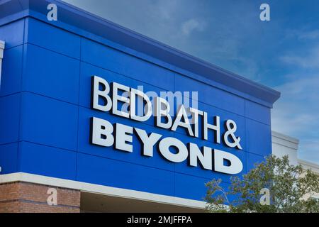 Flowood, MS - janvier 2023 : Bed Bath & Beyond est une chaîne de magasins de vente au détail qui vend de la literie, de la salle de bains, de la cuisine et des décorations pour la maison. Banque D'Images