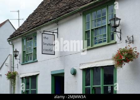 Bruton, Somerset - vues estivales tranquilles d'une ville anglaise historique Banque D'Images