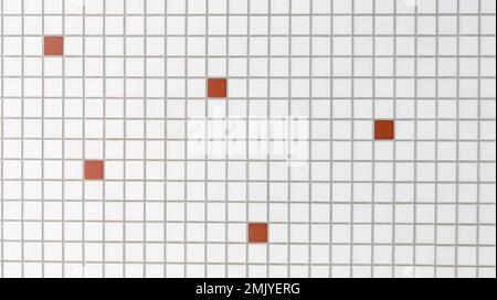 Mosaïque de mur rouge et blanc texture de mosaïque dans un arrière-plan rétro vintage Banque D'Images