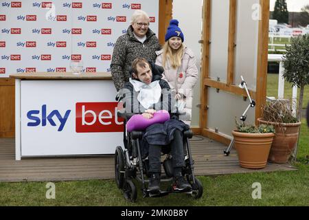 Rob Burrow pendant la journée de course Sky Bet Chase à l'hippodrome de Doncaster. Date de la photo: Samedi 28 janvier 2023. Banque D'Images