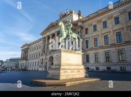 Sculpture de Frederick William, duc de Brunswick-Wolfenbuttel devant le Palais de Brunswick - Braunschweig, Basse-Saxe, Allemagne Banque D'Images