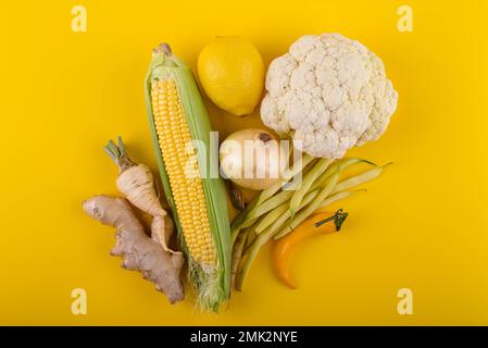 Ensemble de fruits et légumes jaunes Banque D'Images