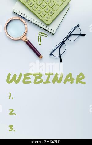 Webinaire sur les affiches manuscrite. Mot écrit sur défini comme séminaire mené sur Internet Web conférence Banque D'Images