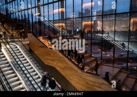 Seattle, États-Unis. 27th janvier 2023. Le public ouvre le nouveau sommet du centre de congrès de Seattle. Banque D'Images