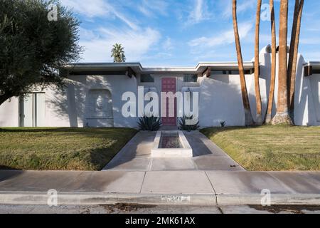 Palm Springs, États-Unis. 11th novembre 2022. Une des célèbres maisons du milieu du siècle de Palm Springs. Banque D'Images