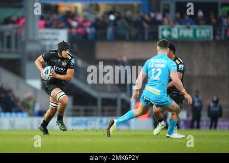 Exeter, Royaume-Uni. 28 janvier 2023. Dafydd Jenkins, de Exeter Chiefs, cherche un écart lors du match de rugby Gallagher Premiership entre Exeter Chiefs et Gloucester à Sandy Park, Exeter, Royaume-Uni, le 28 janvier 2023. Photo de Scott Boulton. Utilisation éditoriale uniquement, licence requise pour une utilisation commerciale. Aucune utilisation dans les Paris, les jeux ou les publications d'un seul club/ligue/joueur. Crédit : UK Sports pics Ltd/Alay Live News Banque D'Images