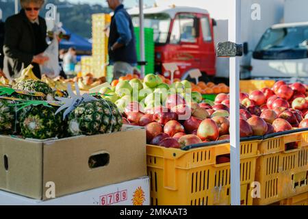 Wellington Nouvelle-Zélande - 4 octobre 2010; accent sur les pommes à vendre au marché agricole du samedi matin dans la ville Banque D'Images