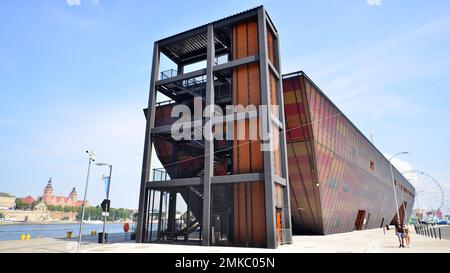 Szczecin, Pologne. 17 août 2022. La construction du Centername des Sciences marines de Jerzy Stelmach à Szczecin. Banque D'Images